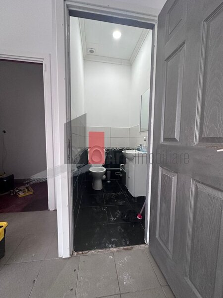 Spatiu Comercial de Inchiriat in Valea Oltului in cadrul unui complex comercial